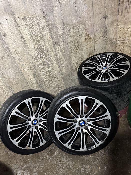 Jante style 220 R 18