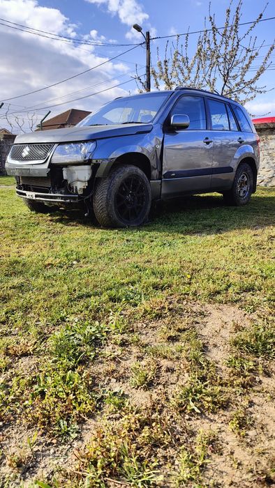 Suzuki grand vitara 1.9 ddis dezmembrez