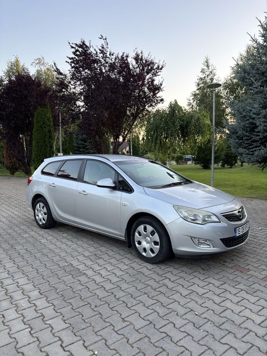 OPEL Astra 2011 — imagine 3