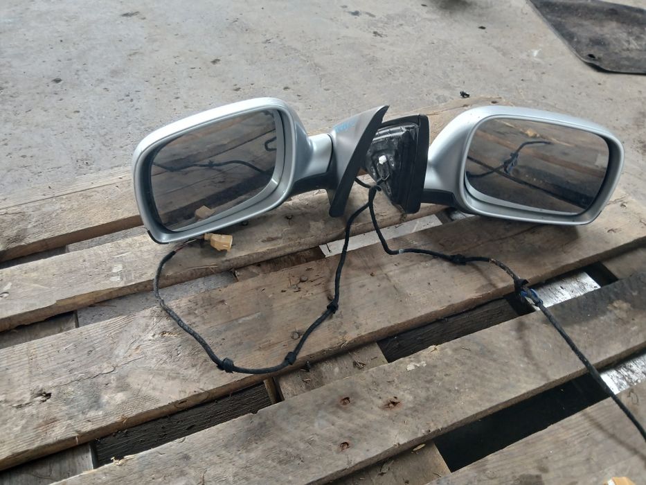 Oglinzi vw touareg 2005