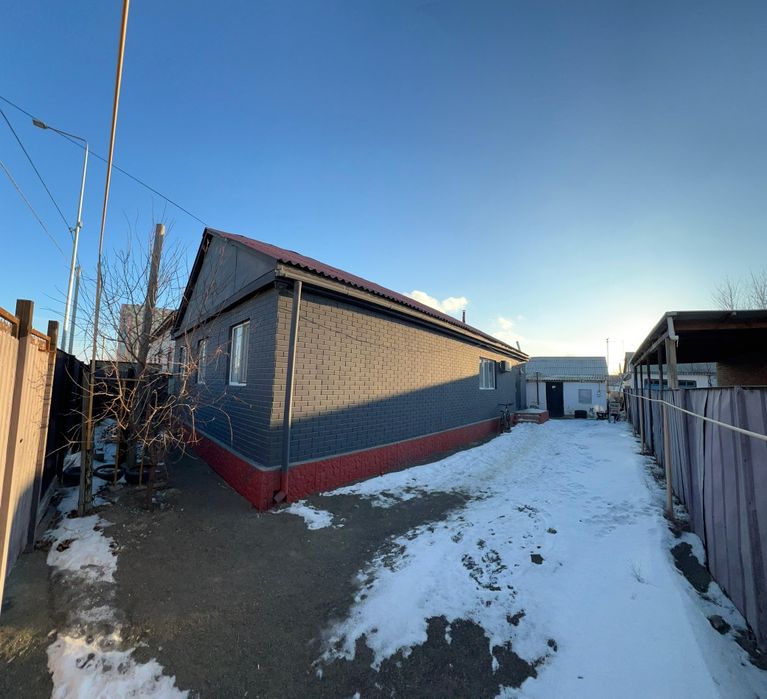 Жер уй сатылады.