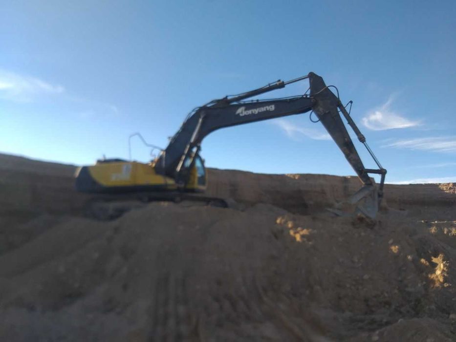 Экскаватор XG-230