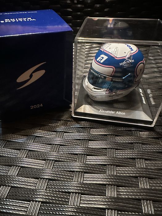Macheta cască Alexander Albon Monaco GP 2024 Scale 1/5 Noua