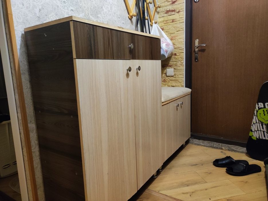 Тумбы для обуви бывшие в употреблении