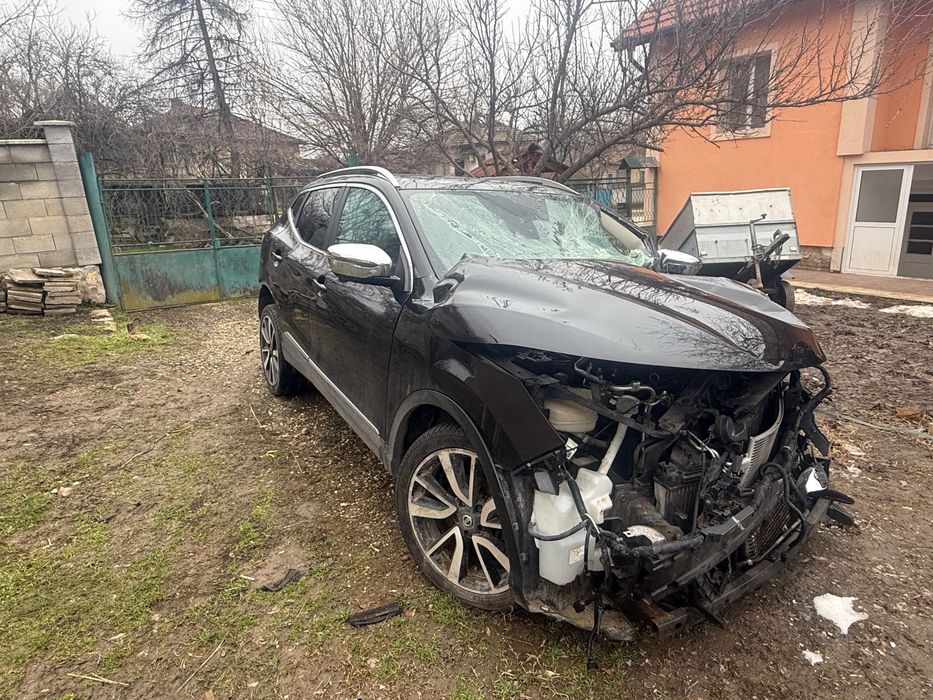 Nissan Qashqai 1.6 dCi 4x2 130cv, 2015 г., Xtronic, дизел – 140 000 км