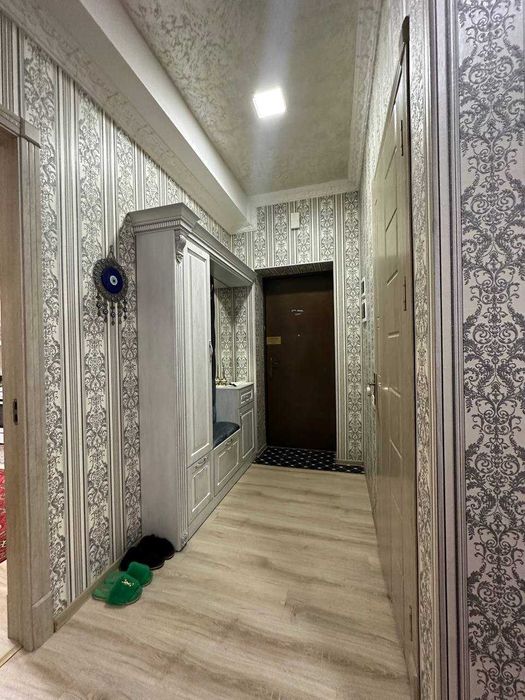 Uy Sotiladi Toshkent Viloyati Zangiota tumani Ming terak 8uy 77xonadon