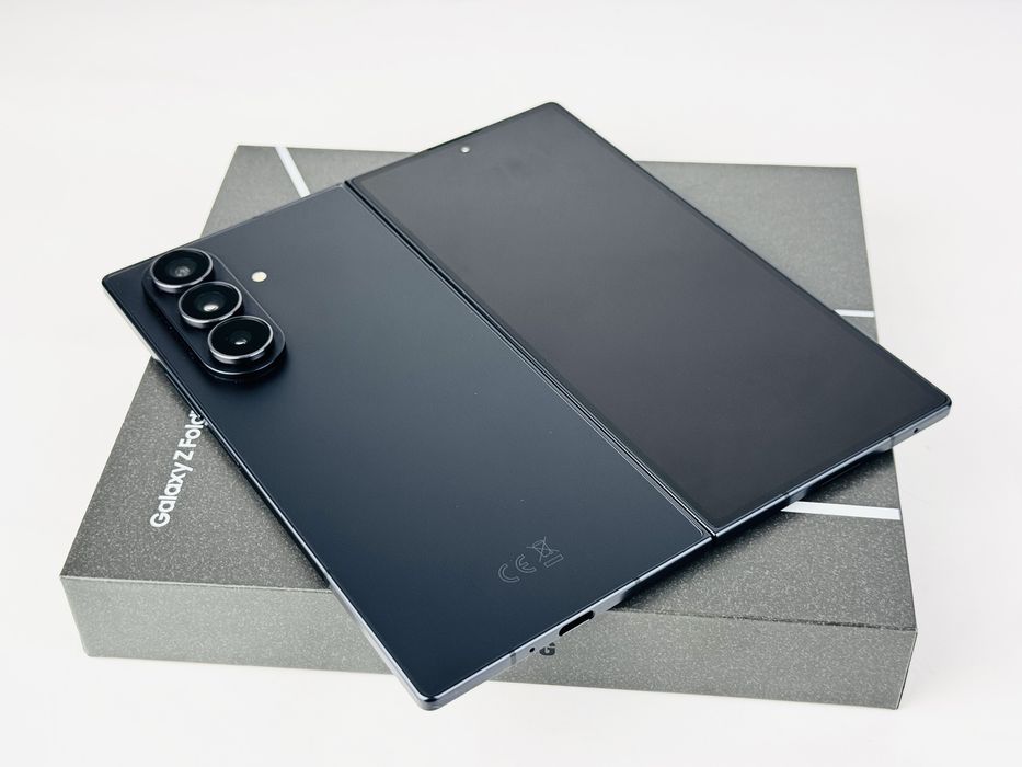 НОВ! Samsung Galaxy Z Fold 7 5G 256GB 12RAM Jetblack 2г. Гаранция