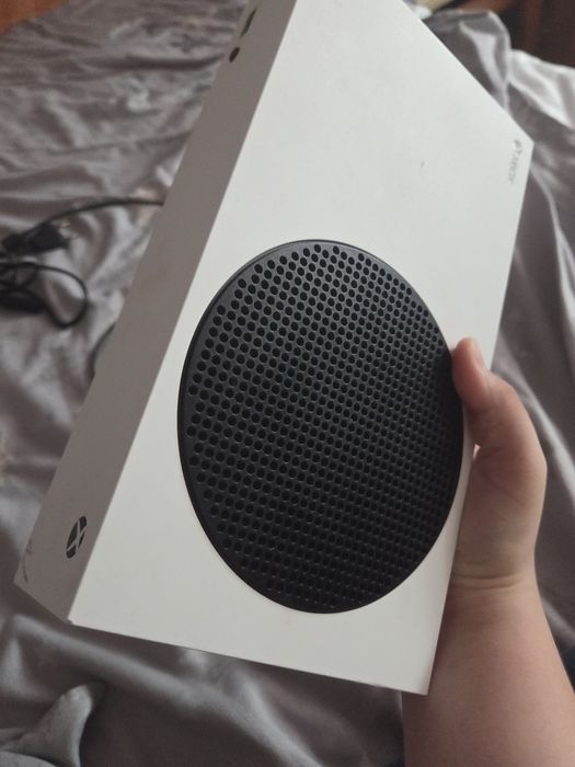 Vand xbox series s  cu controller pro