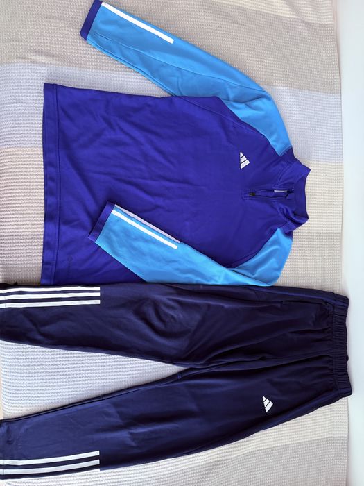 Адидас спорт костюм