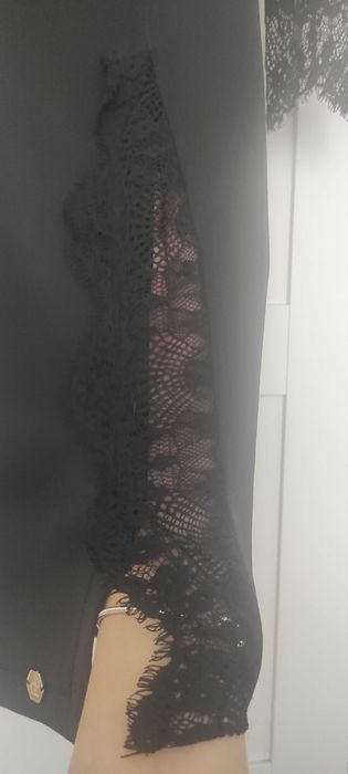 Стилна рокля dp moda (AMIA) S  45 евро.