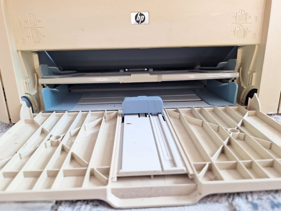 Принтер HP . Жасап тұр