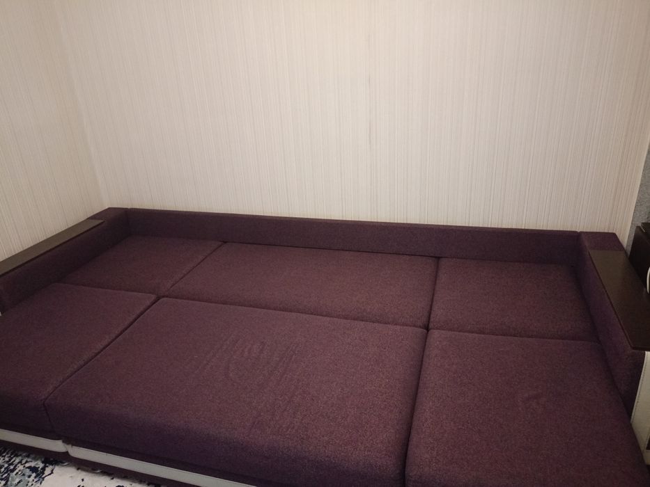 Продам диван большой