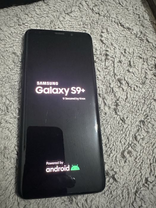 Смартфон  Samsung s9+