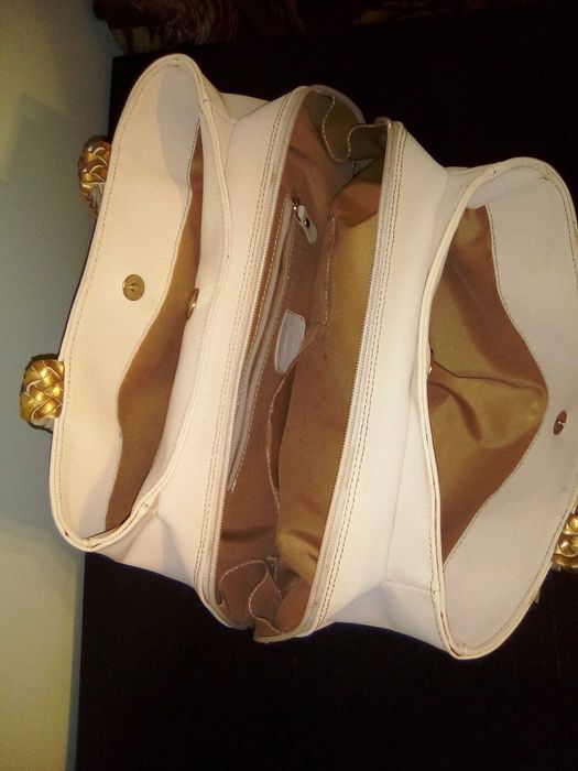 Продавам маркова  дамска чанта „BRIC’S"