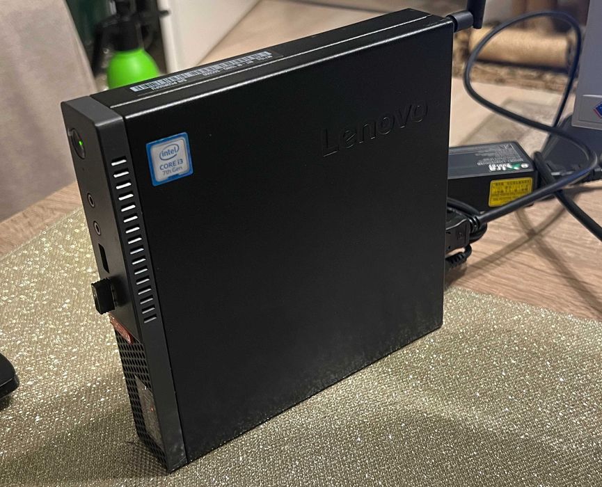 Sistem Lenovo mic I3 7300T, 16Gb 256 SSD Wi Fi