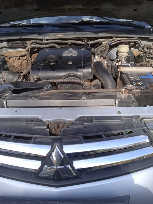 Митсубиси L200 пикап