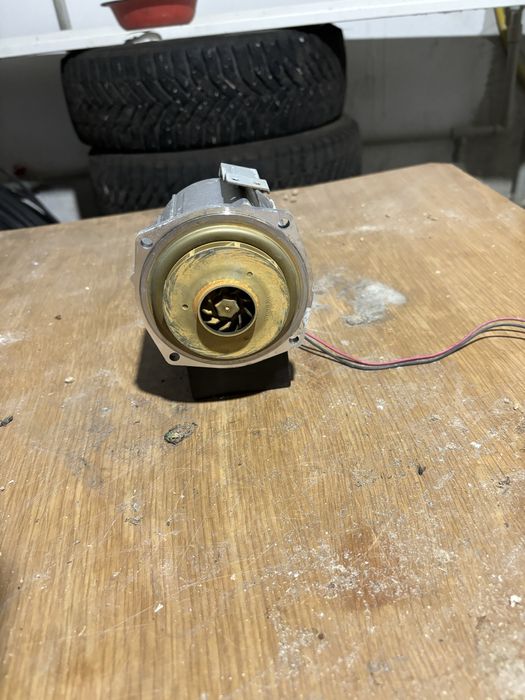 печка навиен, насос