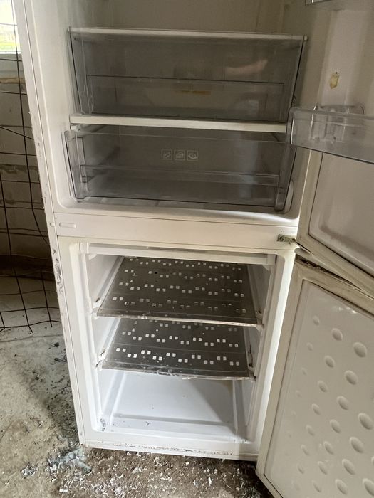 Vand    frigider