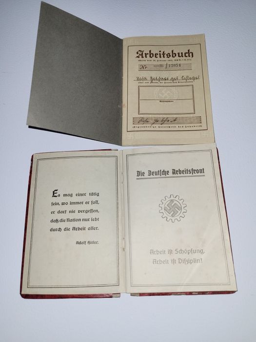 Carte de muncă din timpul lui Hitler