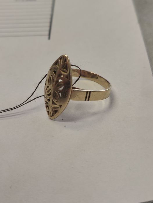 Стар златен пръстен Бадем 3.74гр 14к 57 размер