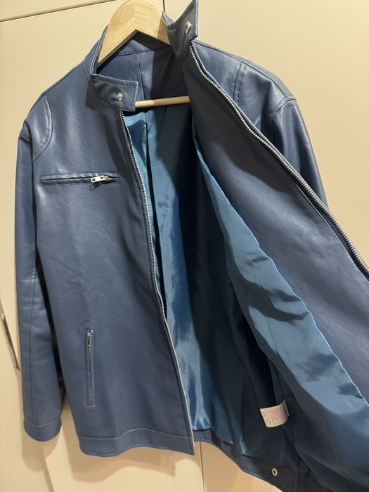 Продавам мъжко яке