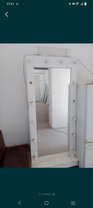 Продам зеркало с подсветкой