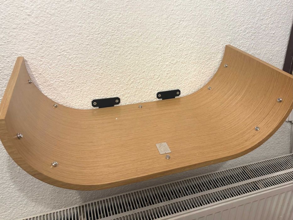 Легло за котка - дъб; естествен фурнир