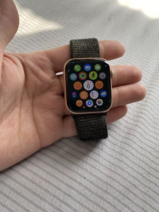 Apple watch 5  44 мм