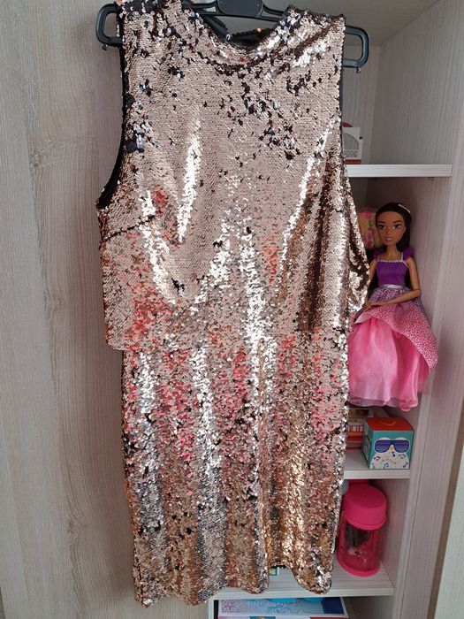 Rochie cu paiete H&M, marimea 42
