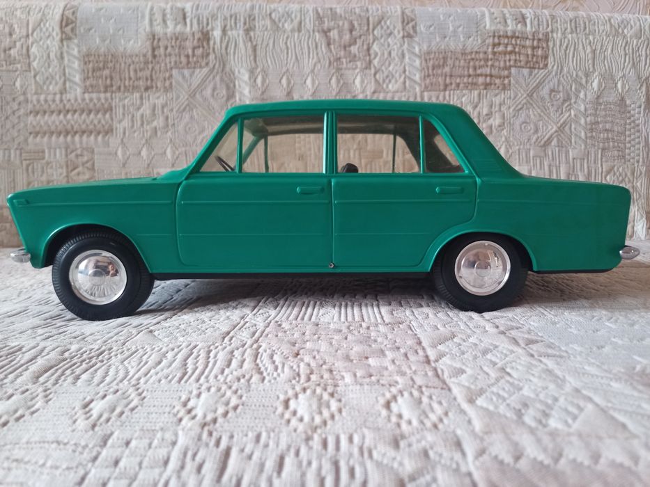 Модель ВАЗ 2103 / 1978 г.в. / Игрушка