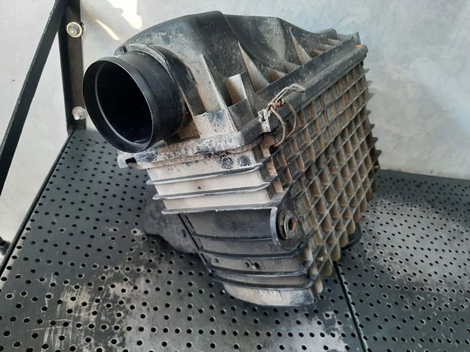 carcasa filtru aer 1.6 b alfa romeo 147  46791175