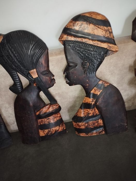 Колекционерски дърворезби