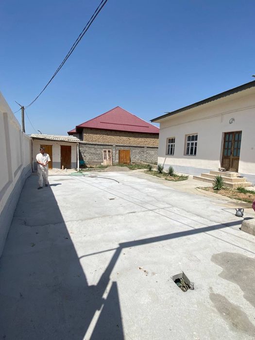 Tolabekda uy sotiladi narxi arzon srochma