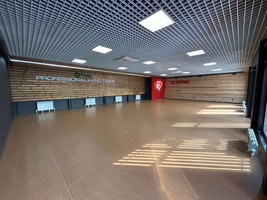 Сдам помещение под магазин автозапчастей-автотоваров, офис, и тд