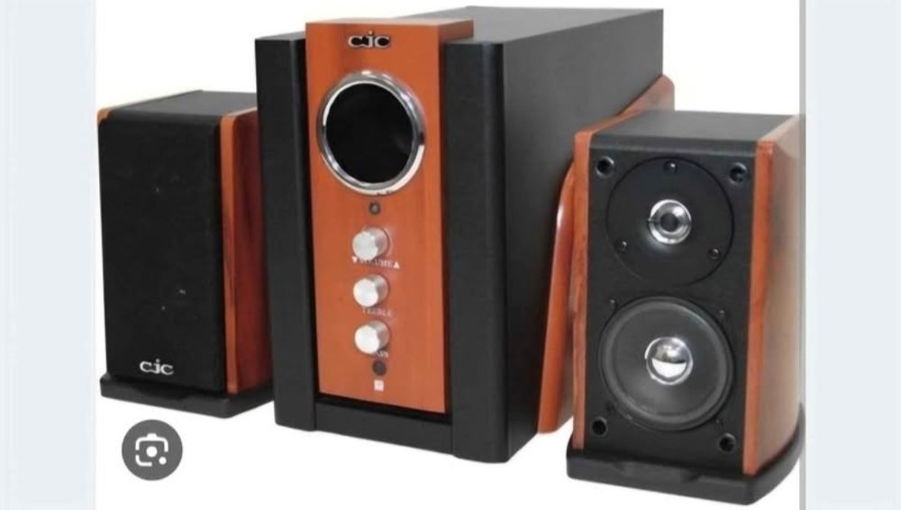 Sistem audio 2.1  CJC  funcțional