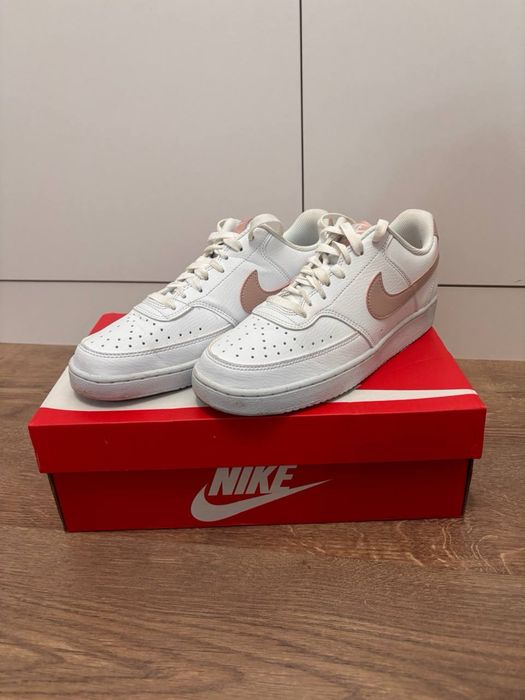 Nike Женская обувь
