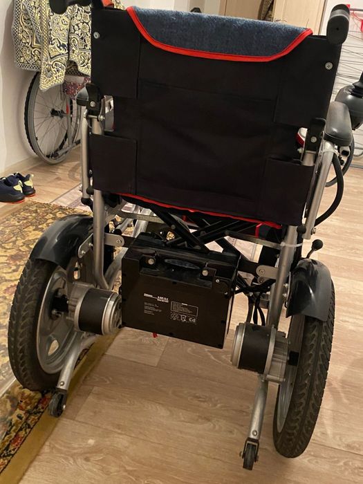 Электрический инвалидная коляска