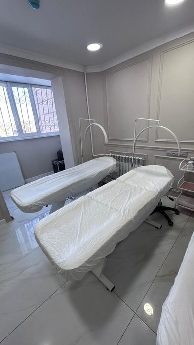 Продам кушетку для салона красоты