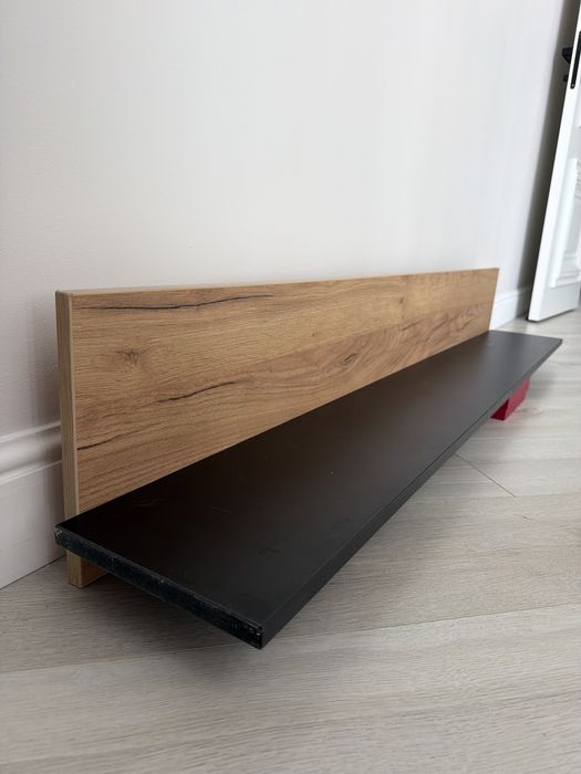 Продам полку в отличном состоянии