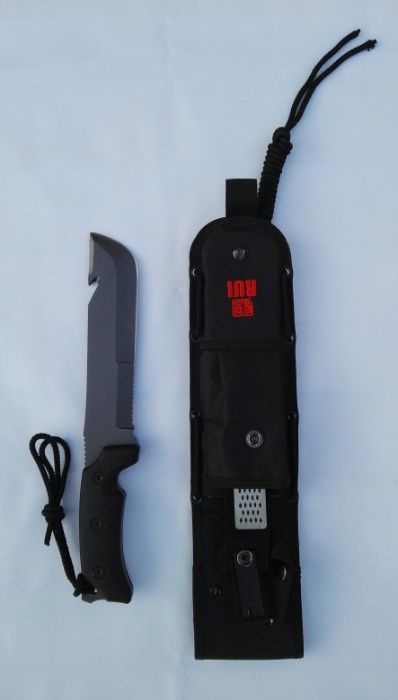 Cuțit tactic / supraviețuire / vânătoare