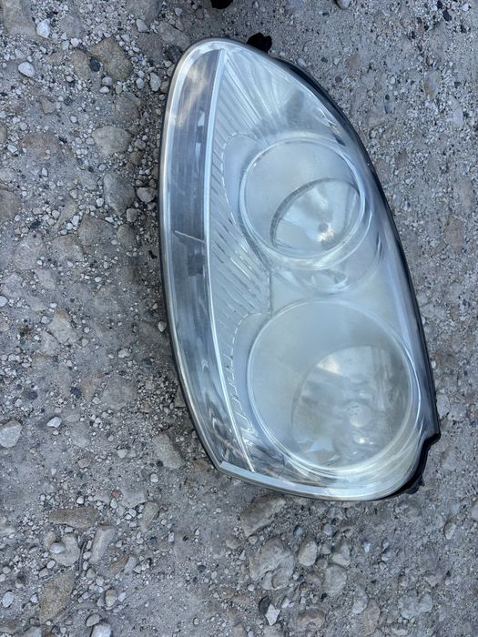 Оригинални фарове за VW голф 5 2003- 2009г