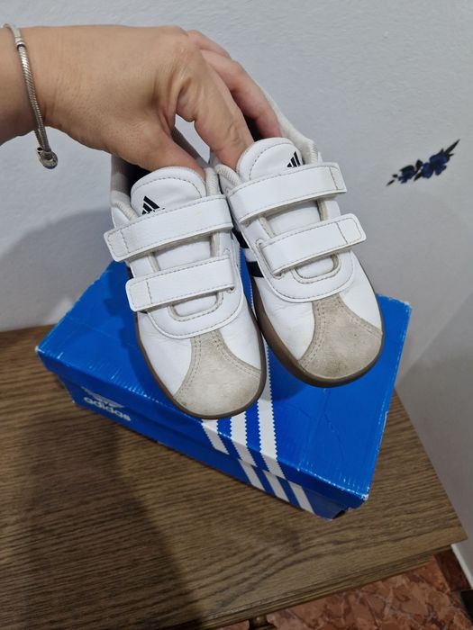 Adidas marimea 27