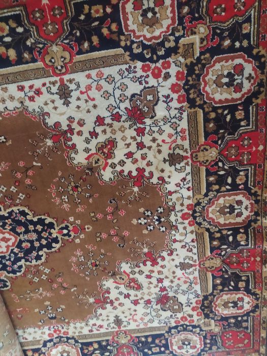 Ковры шерстяные хорошие