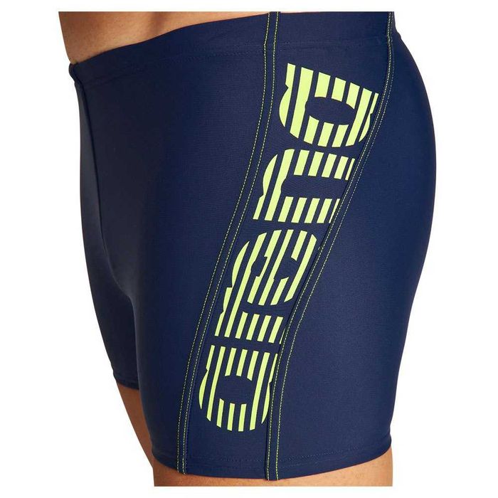 Arena ОРИГИНАЛНИ мъжки плувки/бански - XS-S