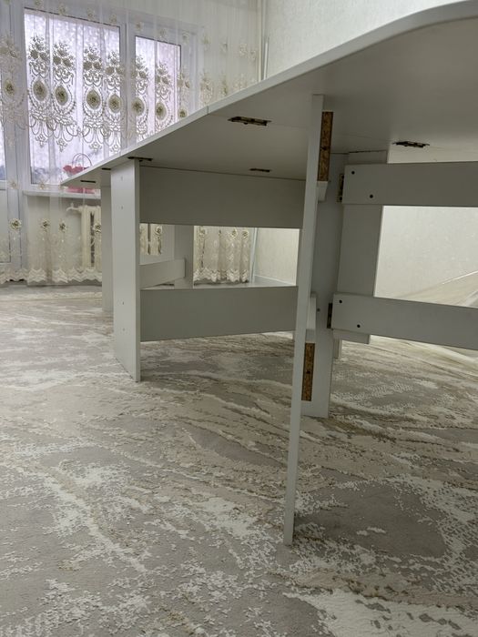 Продается стол складной