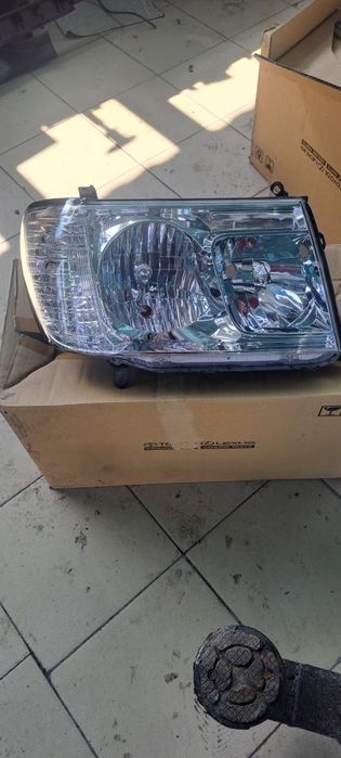 Фары на ленд крузер 100