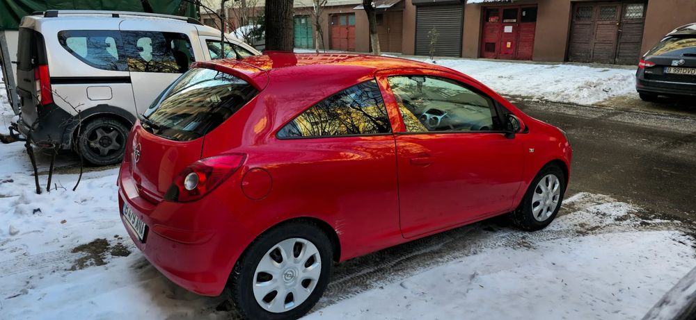 Opel Corsa Opel Corsa D /1200 cmc/  80CP / 2010