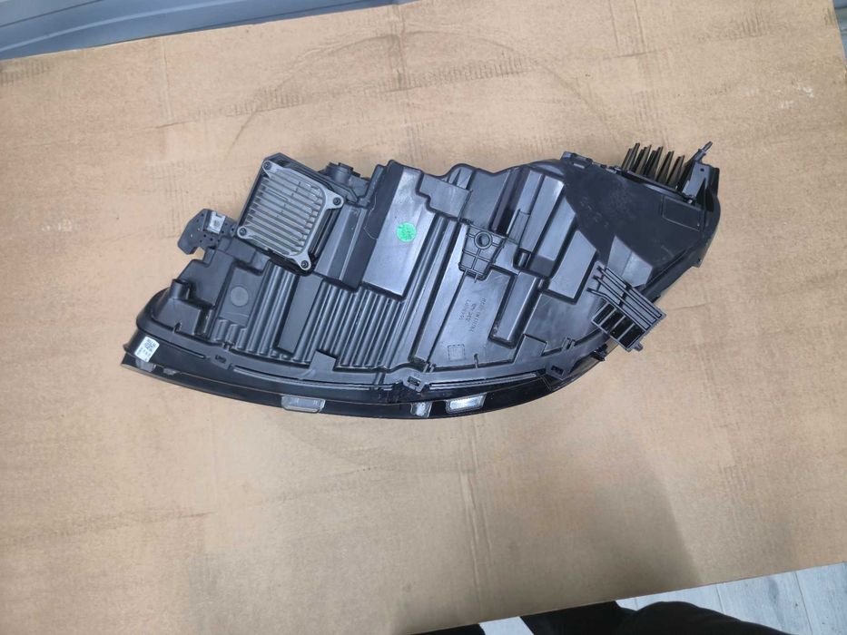 Far dreapta Tesla Model 3 Facelift Full LED An 2023 - 2026 cod  1760889-00-F