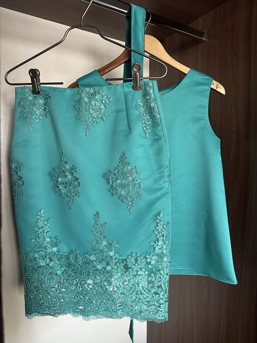 Вечерние, коктельные платья и юбки