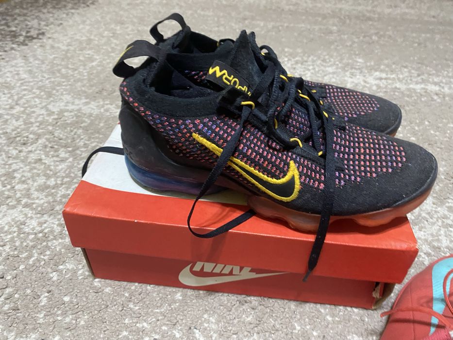 Vand papuci nike pentru sezonule de vara